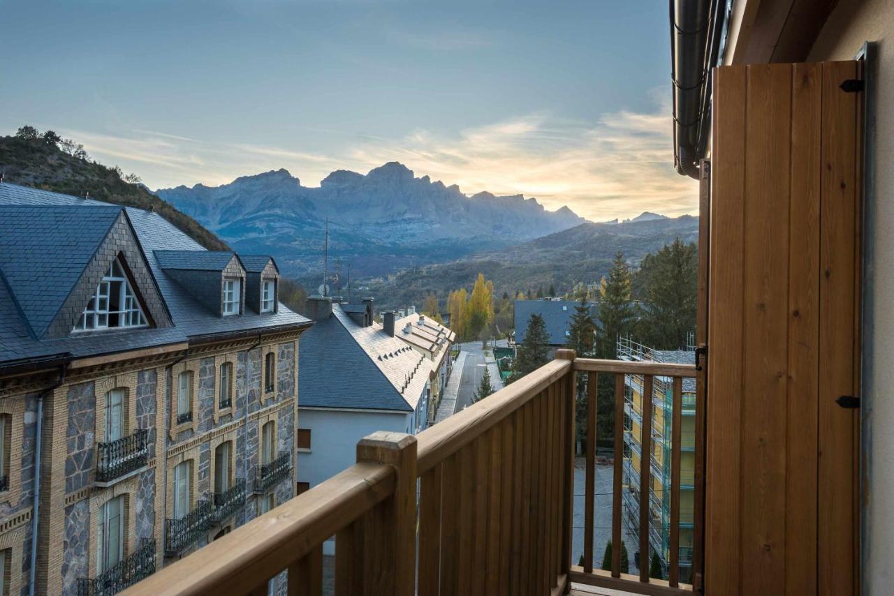 Montelia Atico El Ciervo De Panticosa Apartment ภายนอก รูปภาพ